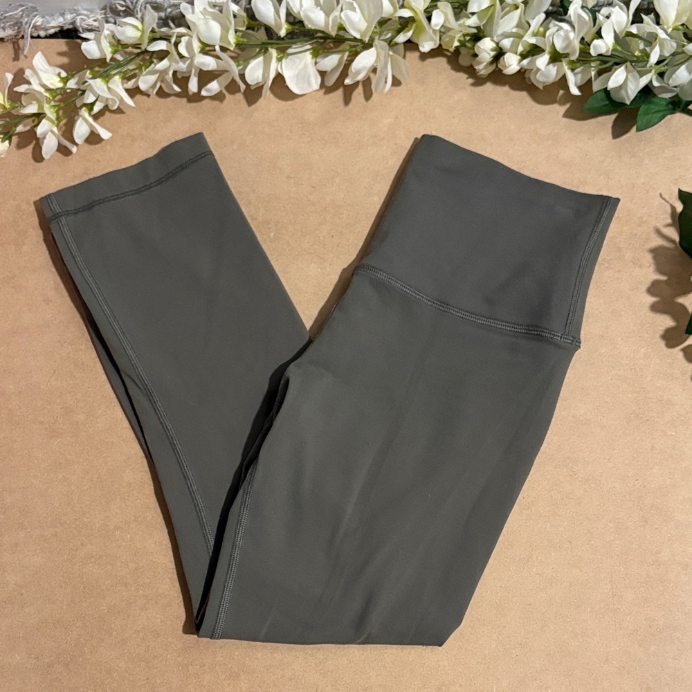 Lululemon Wunder Under Crop (High-Rise) *Full-On Luon 21" Grey Sage